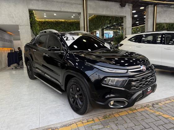 FIAT TORO 2.0 16V TURBO DIESEL VOLCANO 4WD AT9 FIAT TORO 2.0 16V TURBO DIESEL VOLCANO 4WD AT9